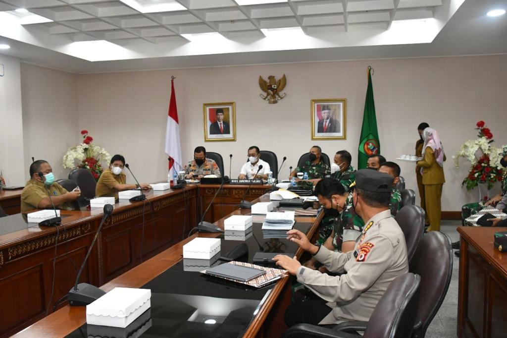 Pangdam Sidak RST Ambon Tindaklanjuti Vicon Covid dengan Presiden