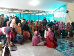Kepala Desa Cimangenteung Bagikan Santunan Anak Yatim dan Fakir Miskin