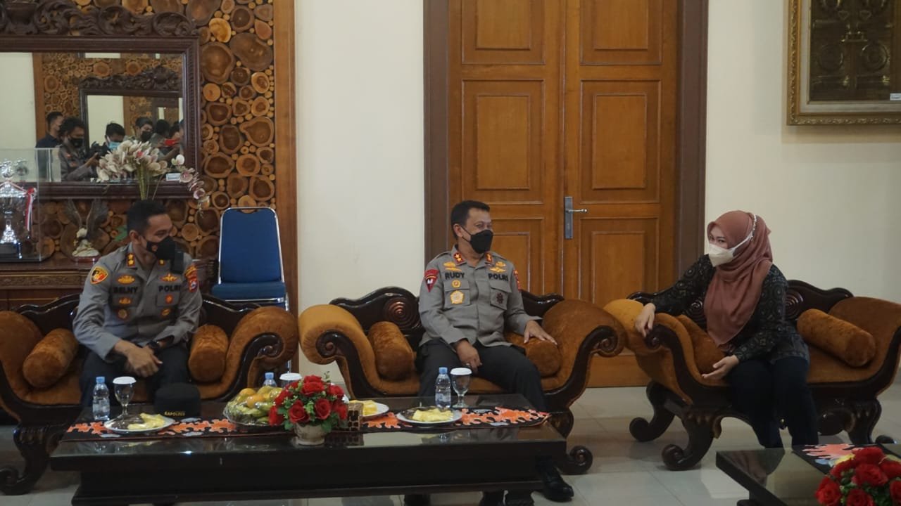 Suasana Ramah Tamah Kapolda Banten Bersama Forkopimda Pandeglang