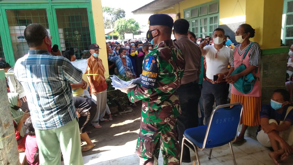 Danlanal TBA Perintahkan Babinpotmar TNI AL Pantau Vaksinasi Tanpa Libur