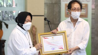 Sido Muncul Salurkan Bantuan Lewat Kemensos