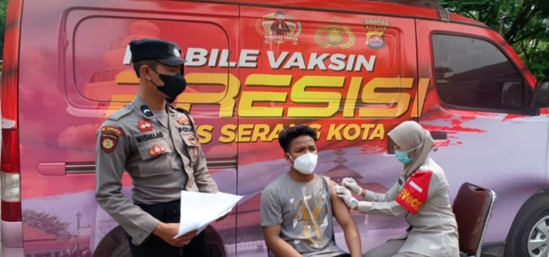 Polres Serang Kota Banten Sediakan Vaksinasi Mobile untuk Permudah Warga