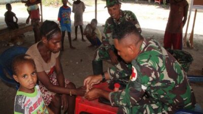 TNI Gelar Pelayanan Kesehatan Gratis untuk Warga Epem