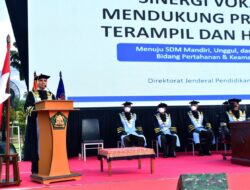 Dankodiklatad Pimpin Wisuda Sarjana Terapan Poltekad Kodiklatad 2017-2020