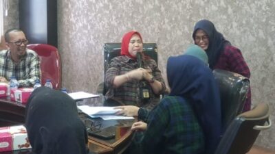 Di Bawah Kepemimpinan Ratu Ema, Samsat Kota Serang Terasa Seperti Keluarga