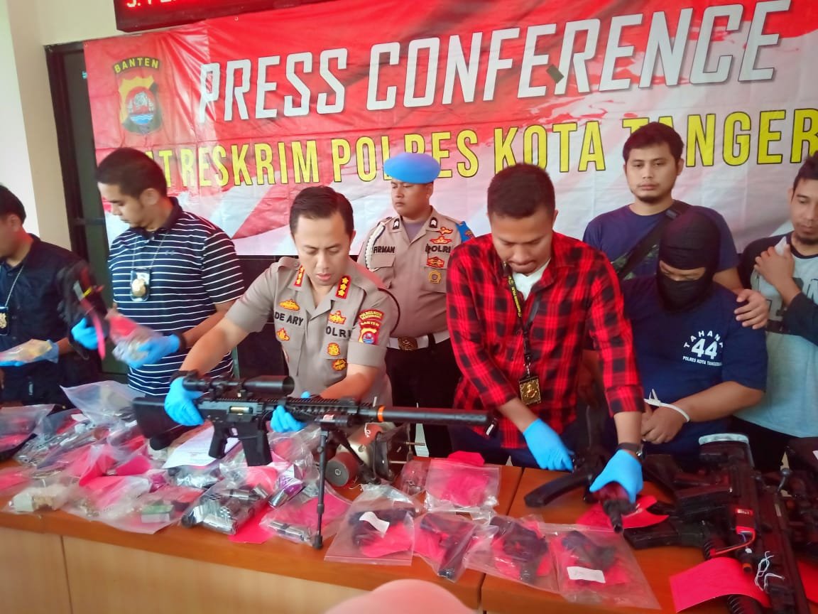 Kapolresta Tangerang Amankan Karyawan BUMN Pembuat Senpi Ilegal