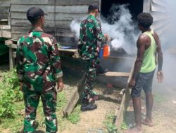 Satgas Yonif 143/TWEJ Berantas Malaria dengan Fogging di Kampung Papua