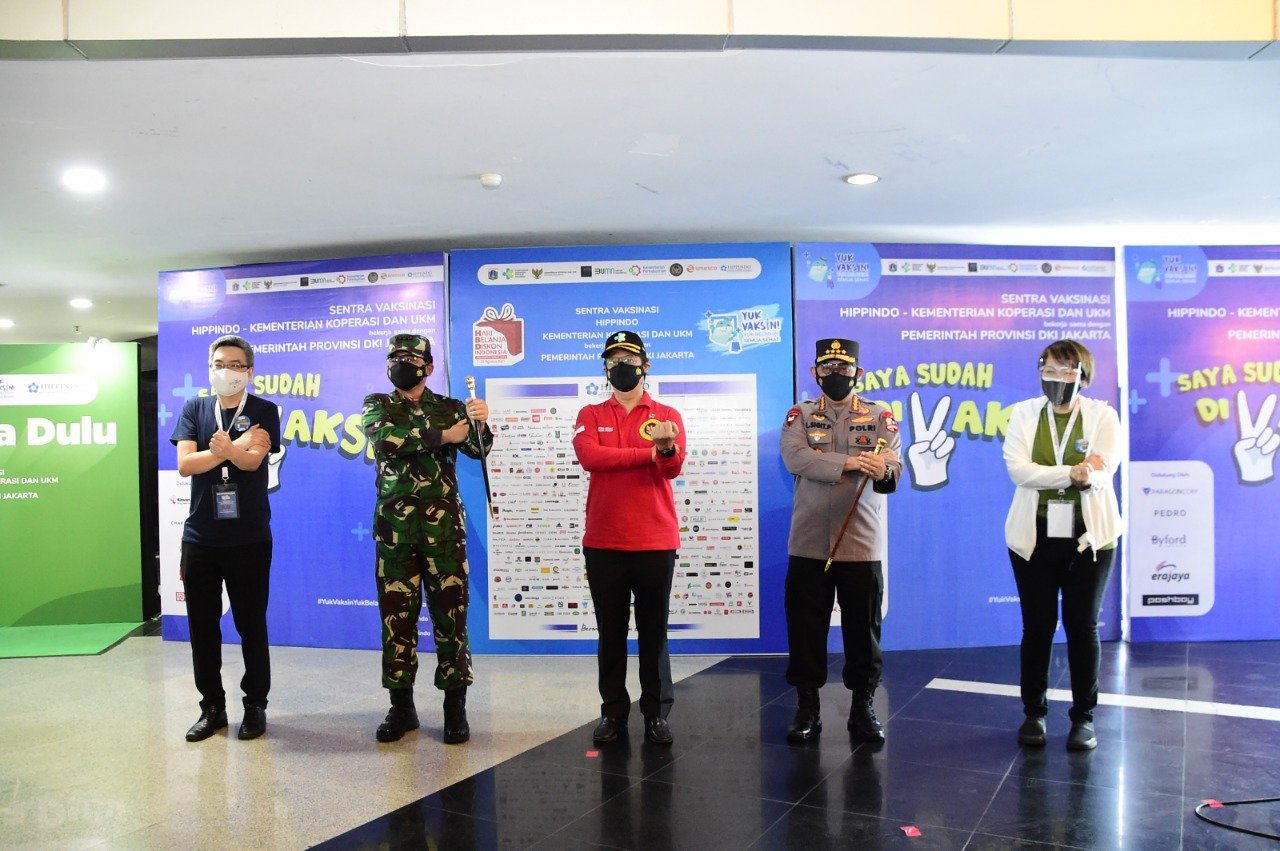 Panglima TNI Sebut Mahasiswa Pelopor Vaksinasi Nasional