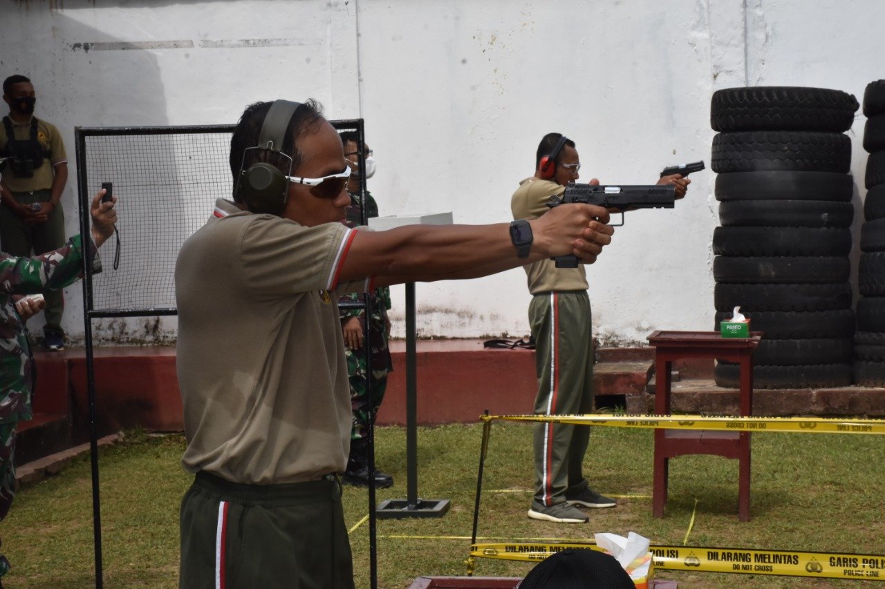 Pangdam Buka Apel Dansat dan Olahraga Bersama Kodam Cenderawasih Langsung dan Virtual