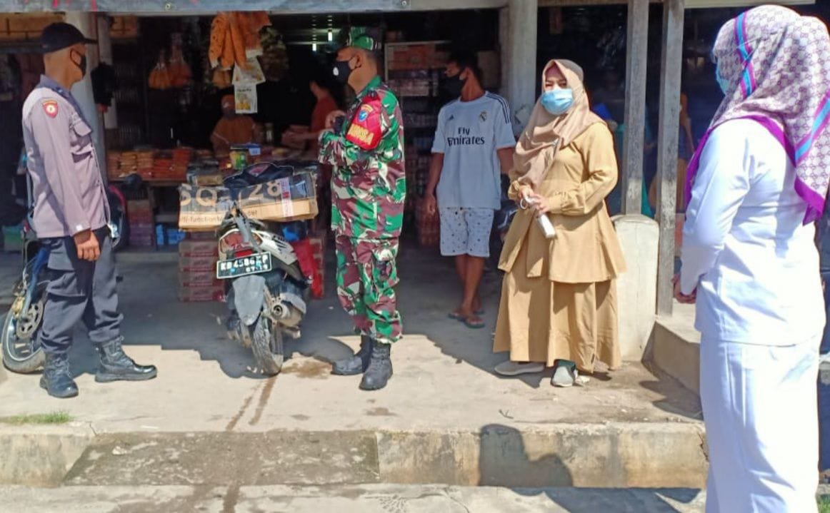 TNI-Polri dan Puskesmas Ingatkan Protokol Kesehatan Secara Kompak