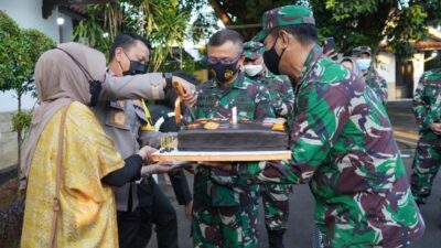 Danrem 064 Maulana Yusuf Kunjungi Rumah Dinas Kapolda Banten