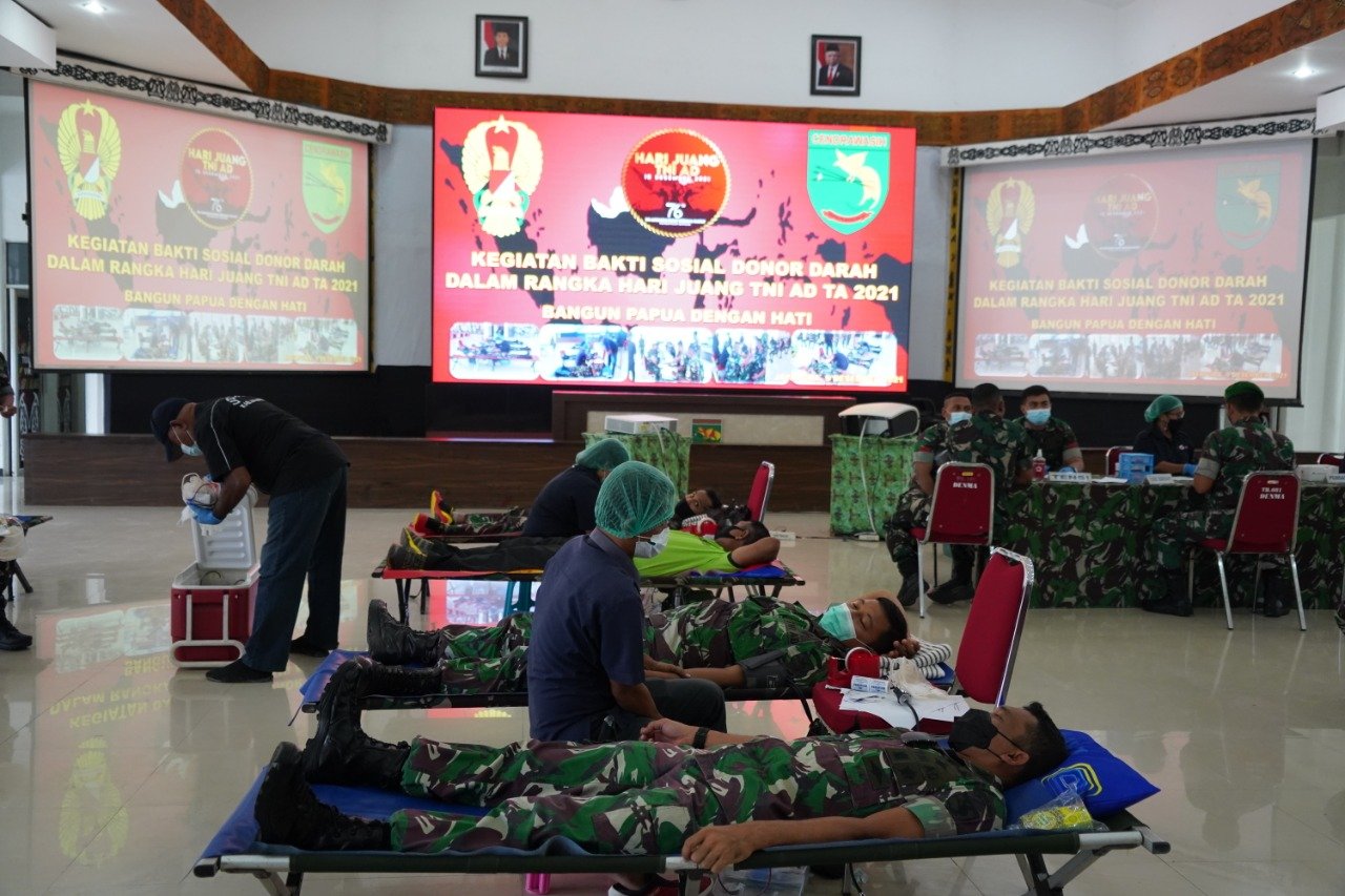 Kodam XVII/Cenderawasih Gelar Donor Darah Sambut Hari Juang TNI AD 2021