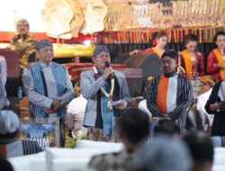 Panglima TNI Hadapi Pagelaran Wayang Kulit