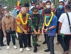 Dandim Sambas Sampaikan Pesan Saat Resmikan Jembatan Lima Berkemajuan