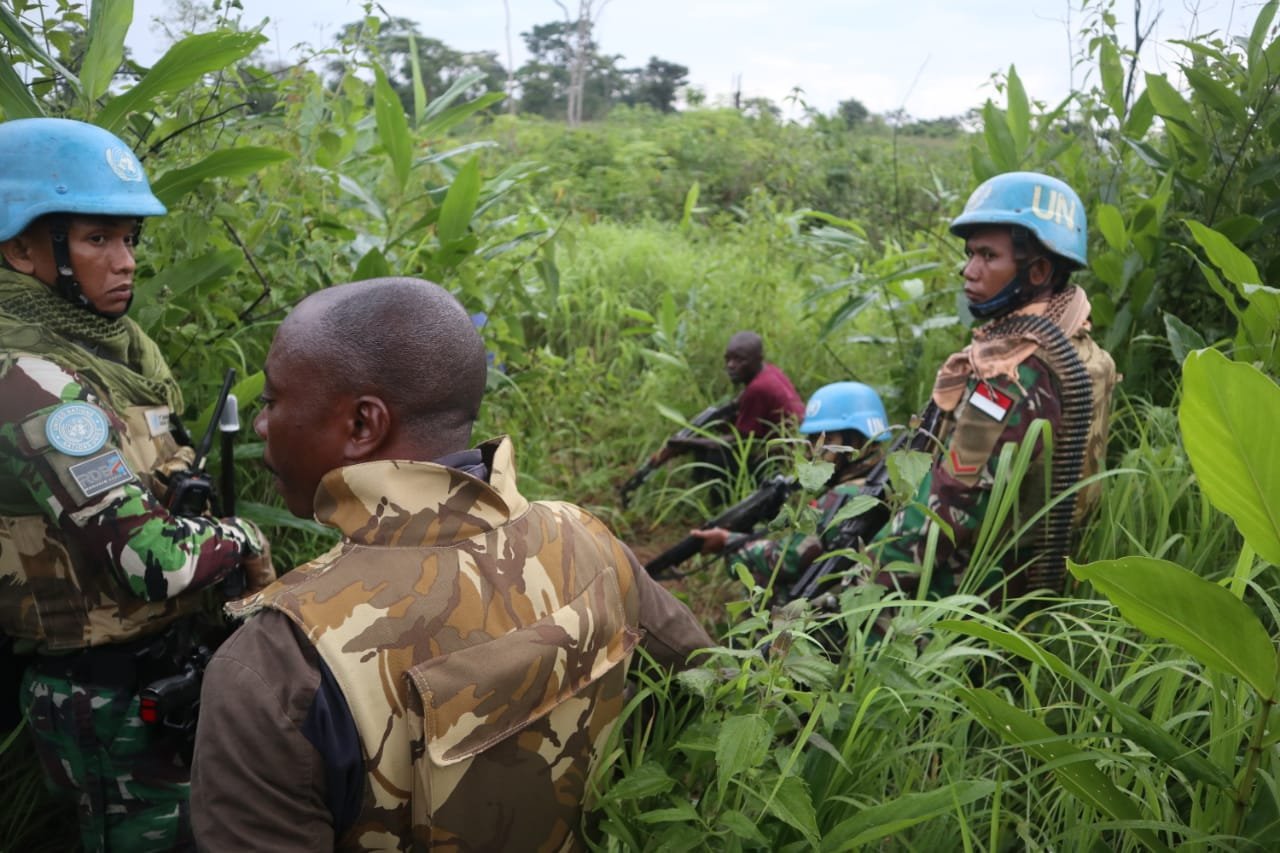 TNI Konga XXXIX-B RDB Selamatkan 4 Warga Sipil dari Perampok Bersenjata di Kongo
