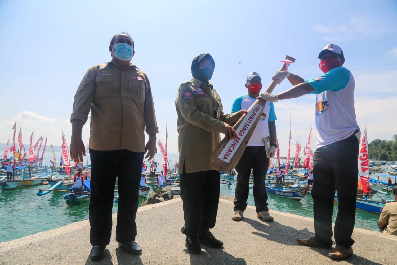 Mensos Tri Rismaharini Apresiasi Kinerja Tagana