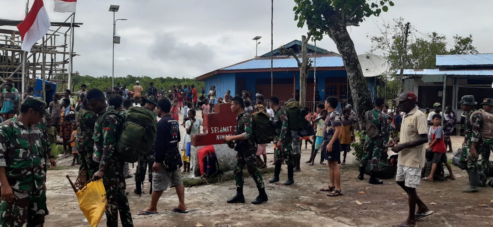 Kesedihan Warga Atapo Sambut Kepulangan Satgas TMMD Kodim 1710/Mimika