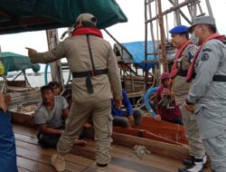 Personel SB Babel Bakamla RI Tertibkan Penambang Timah Ilegal