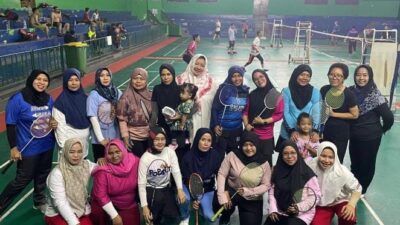 KFBC Rayakan HUT RI ke-79 dengan Lomba Badminton untuk Orang Tua Atlet