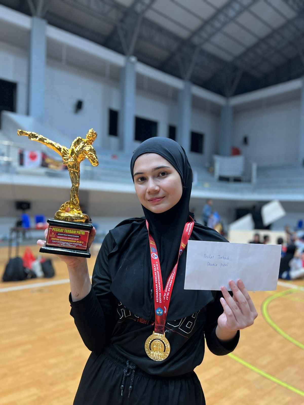 Shavira dari Gegana Juara 1 Kejurnas Pencak Silat Depok Jilid 2