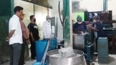 Lurah Kaligandu Sosialisasi Tatanan Hidup Baru dan UMKM Langsung ke Masyarakat