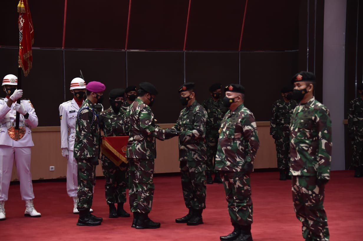 Panglima TNI Pimpin Serah Terima Jabatan Dansesko Dankodiklat Asops Kapuspen dan Kapusjarah