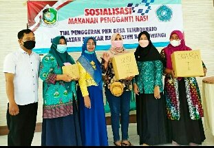 PKK Desa Lombakan Kreasi Kuliner Pengganti Nasi dari Bahan Alami