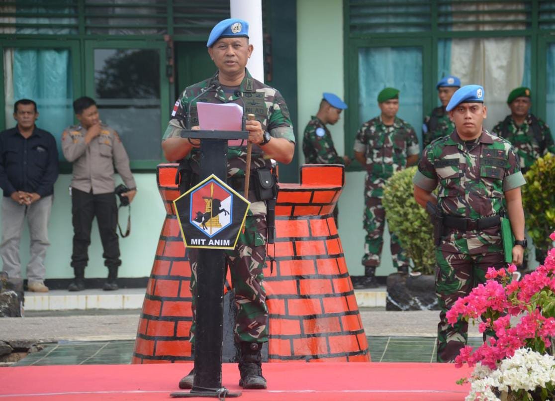 Danrem 174 Kolonel Agus Widodo Lepas Satgas Kizi TNI Konga XX-T Monusco di Hari Pertama Dinas