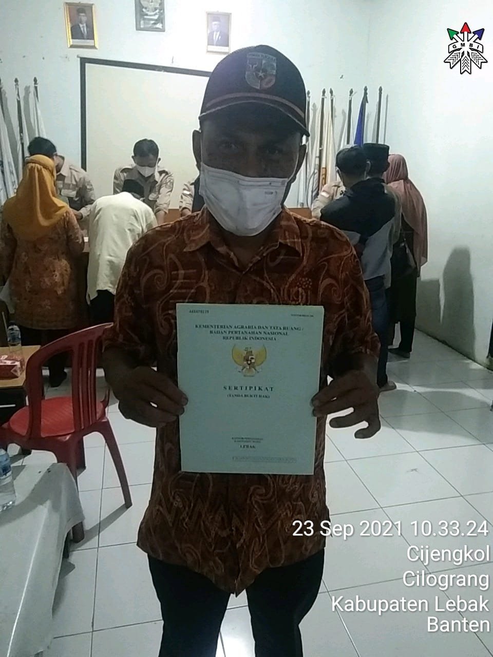 Satgas PTSL Kabupaten Lebak Serahkan 839 Sertifikat ke Warga Desa Cijengkol