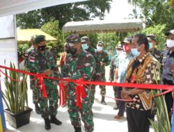 Danrem 172PWJ Resmikan Gereja Katolik St Theresia Yowong Paska Rehabilitasi