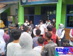 Ketua GAPENSI Lebak Bagikan Ribuan Kantung Beras untuk Anak Yatim Dhuafa dan Difabel