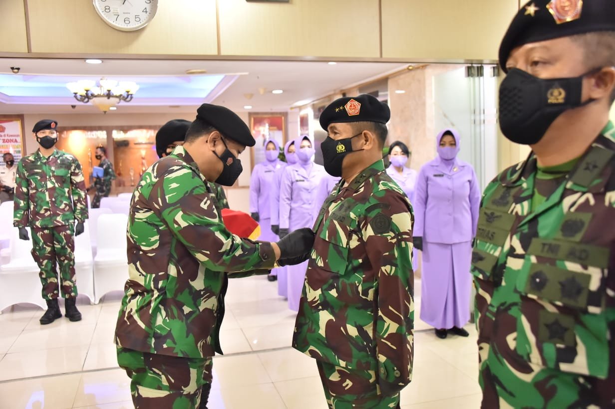 Berita Foto: Asisten Logistik Panglima TNI Pimpin Serah Terima Jabatan Waaslog