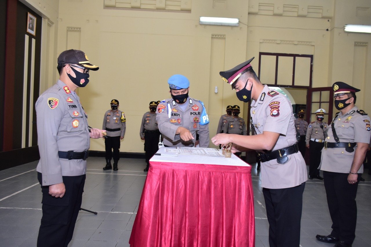 Serah Terima Jabatan Kasat Intelkam Polres Serang dan Kapolres Waringinkurung