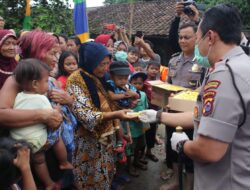 Kapolresta Tangerang Bhakti Sosial untuk Korban Banjir sambil Ajak Hidup Sehat