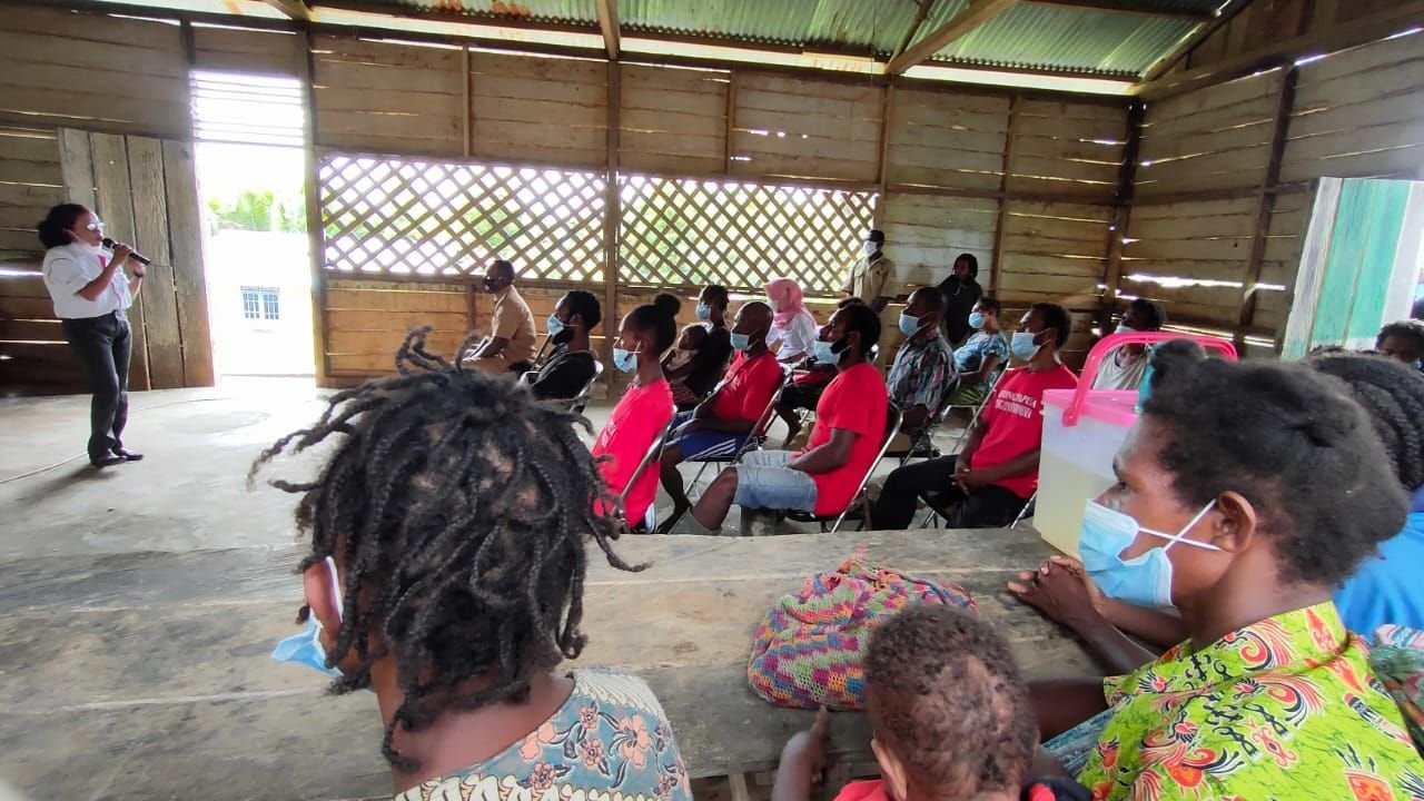 Kodim 1711/BVD Sosialisasikan Pencegahan Stunting dalam TMMD Ke-110