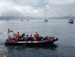 Personel Bakamla Zona Timur Cari Nelayan Hilang di Perairan Saparua