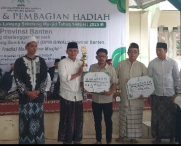 DPW Biwali Banten Bagikan Hadiah Takbiran Lawang Seketeng untuk Budaya