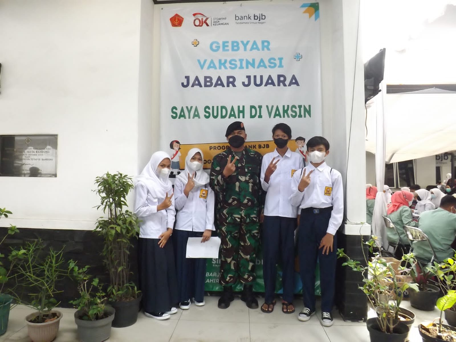 Subkogartap 0618/Bandung dan Bank BJB Laksanakan Vaksinasi Massal Tahap I dan II