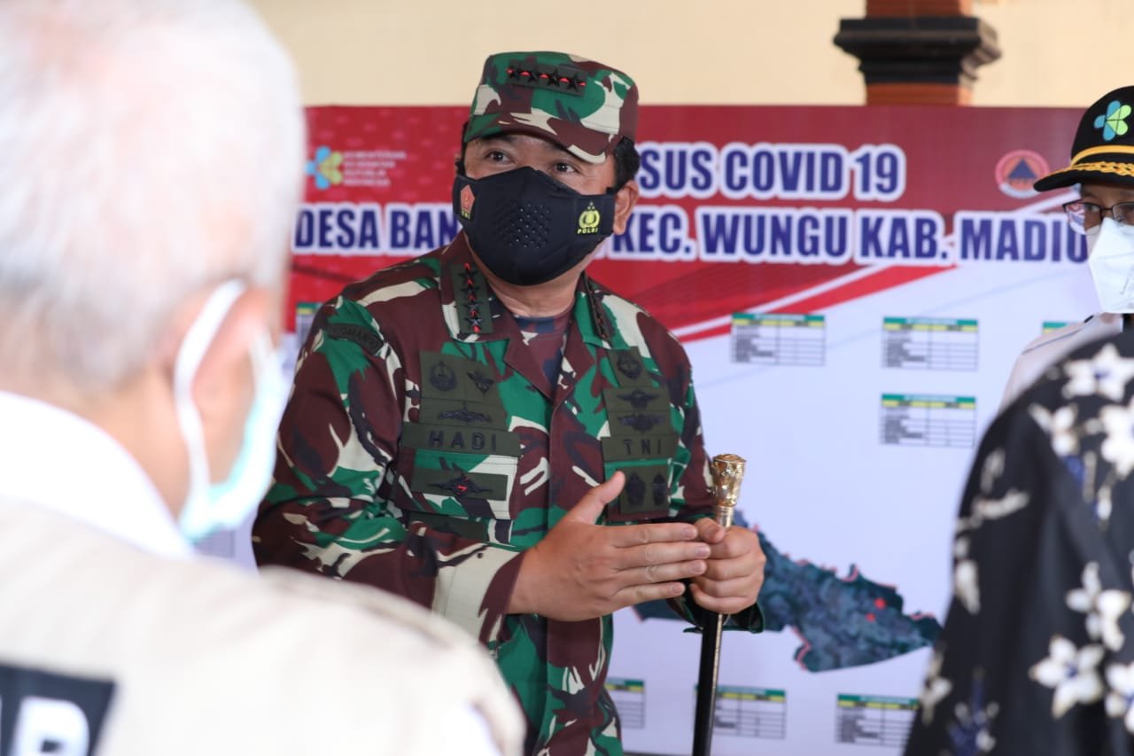 Panglima TNI Cek Posko PPKM Mikro di Kecamatan Wungu Madiun