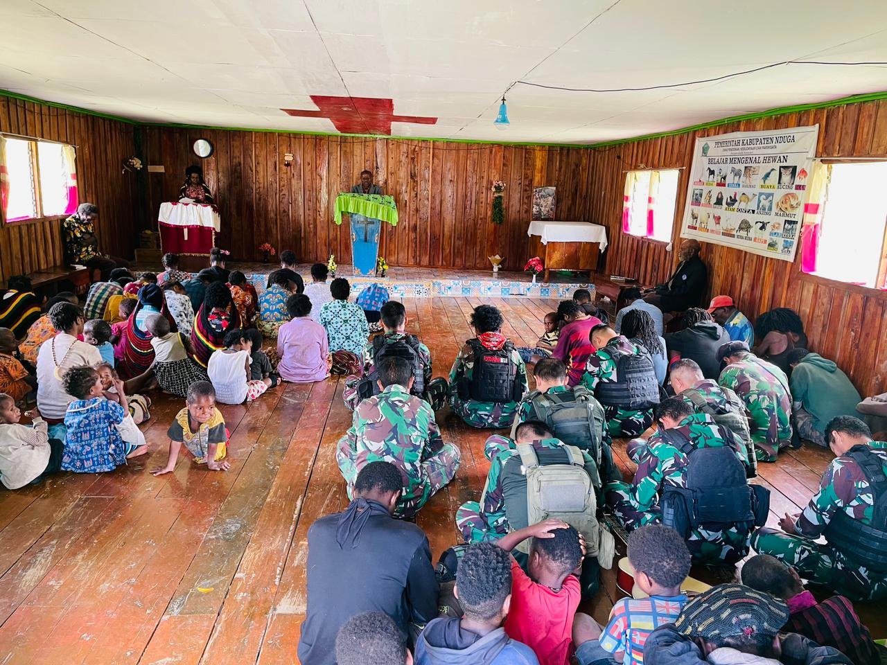 Satgas Yonif Raider 321 Kostrad Tingkatkan Keimanan Bersama Warga Mbua