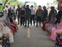 Panglima TNI Tinjau Banjir Kalsel Serahkan Bantuan Jokowi dan 34 Perahu Karet