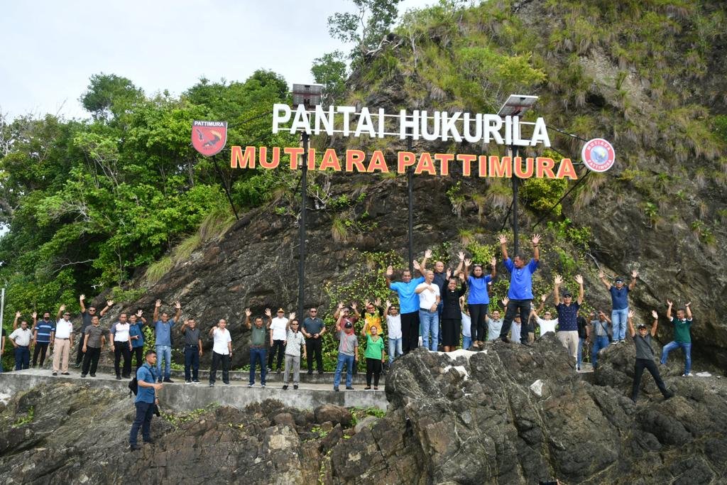 Pangdam Resmikan Pantai Hukurila untuk Pacu Ekonomi Warga
