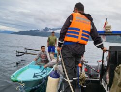 Patroli Bakamla RI Cari Nelayan POB Hilang Kontak di Perairan Batu Kapal