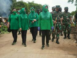 Persit KCK Koorcab Rem 064 Siliwangi Salurkan Bantuan untuk Korban Banjir