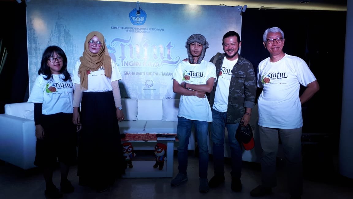 Kisah Hidup Tutut yang Ingin Menjadi Kaya