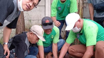 Anggota DPRD Jabar Tanam Pohon Bersama Komunitas Peduli di Situ Pendongkelan
