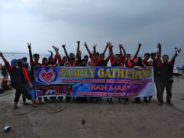 Anggota DPRD Banten Hadir di Family Gathering Alumni SLTA 2003