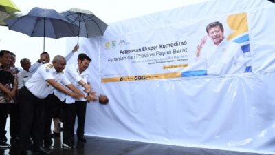 Mentan Syahrul Ekspor Buah Merah dari Sorong ke Cekoslowakia