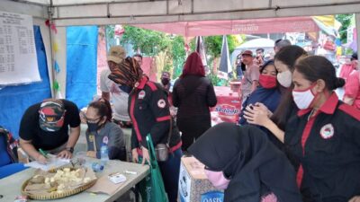 LSM Sigab Peduli Korban Kebakaran di Duri Selatan