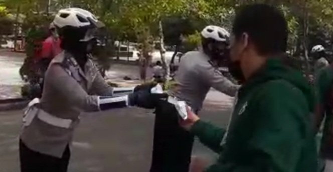 Aksi Heroik Polwan Satlantas Serang Kota Banten Jadi Sorotan Masyarakat